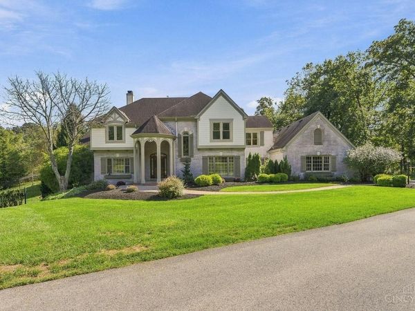 8575 Sleepy Hollow Drive, Cincinnati, OH 45243