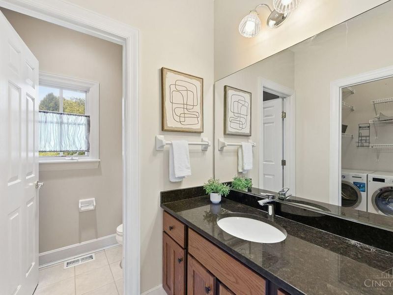8575 Sleepy Hollow Drive, Indian Hill, OH 45243 Photo 13