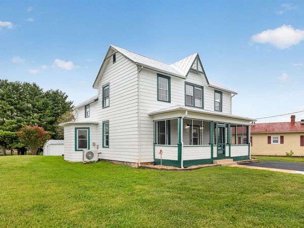 206 2ND ST, SHENANDOAH, VA 22849