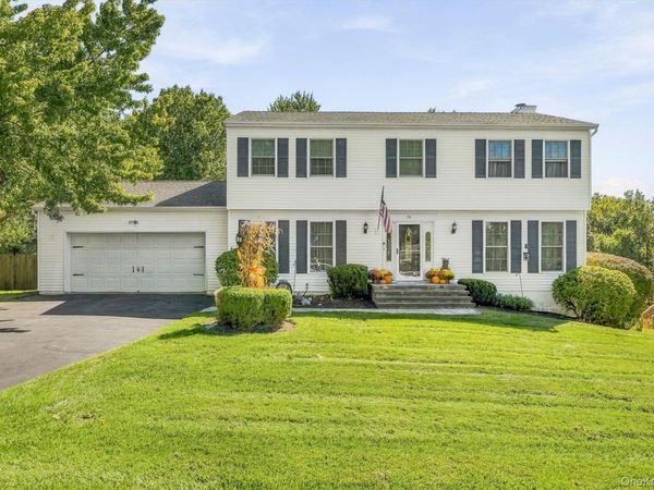 23 Clinton Drive , Washingtonville, NY 10992