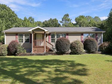 106 Deer Trail Lane, Carthage, NC 28327