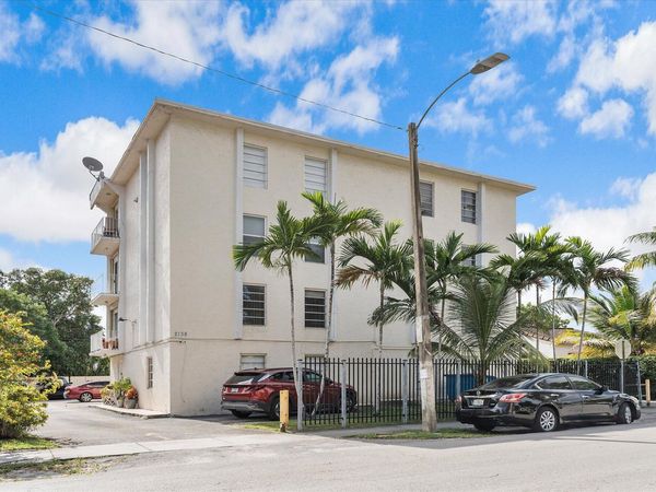 2138 SW 6 Street, Unit 301, Miami, FL 33135