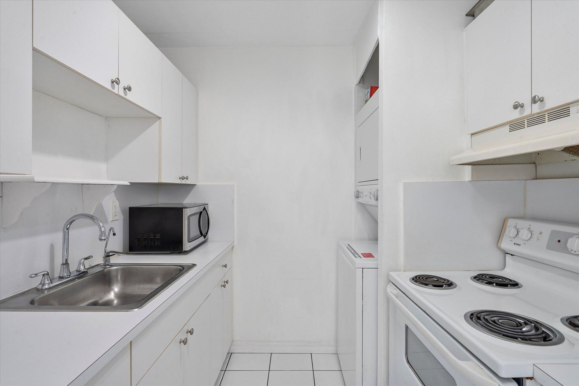 2138 SW 6 Street, Unit 301, Miami, FL 33135 Photo