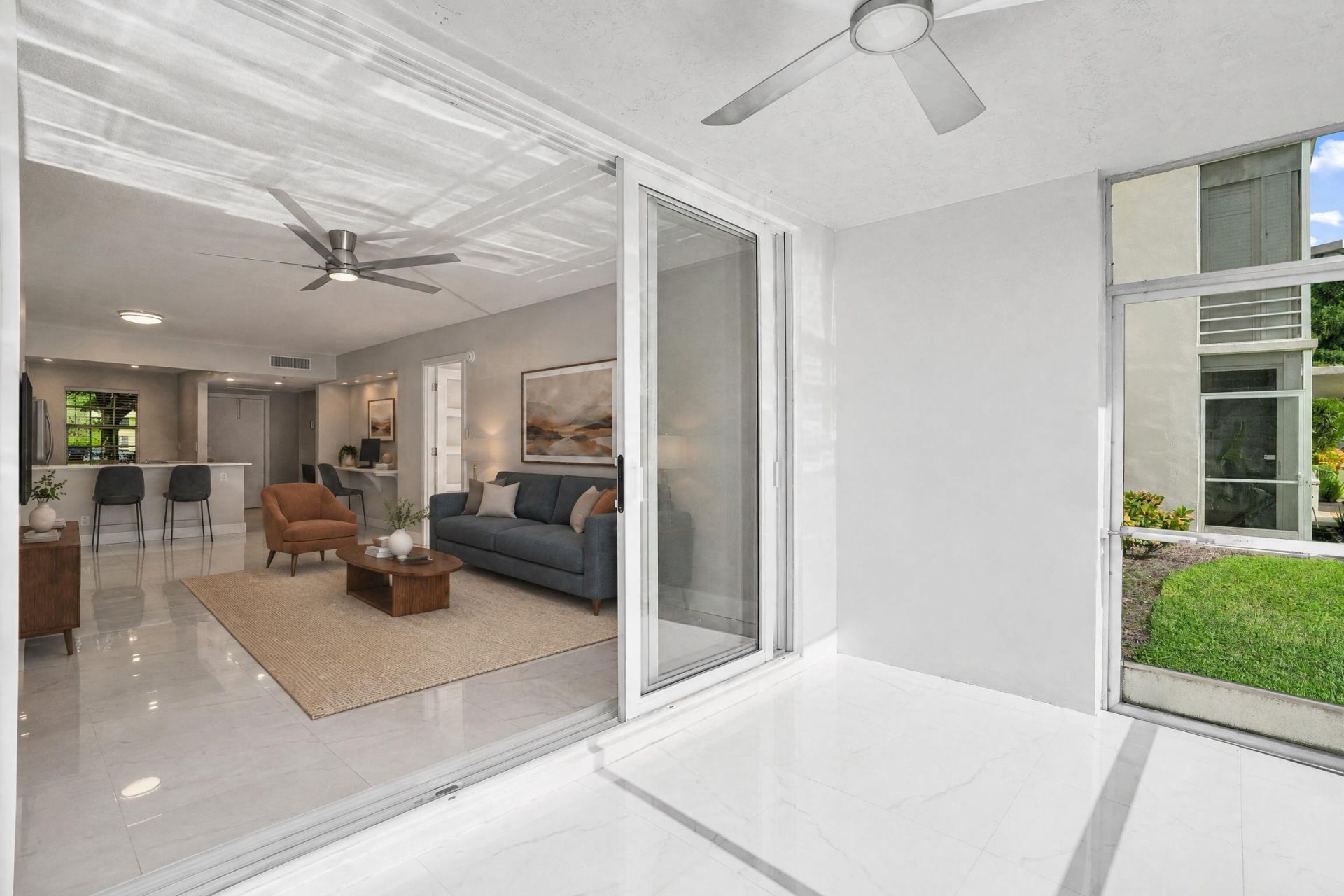 575 Oaks Lane, Unit 104, Pompano Beach, FL 33069 Photo