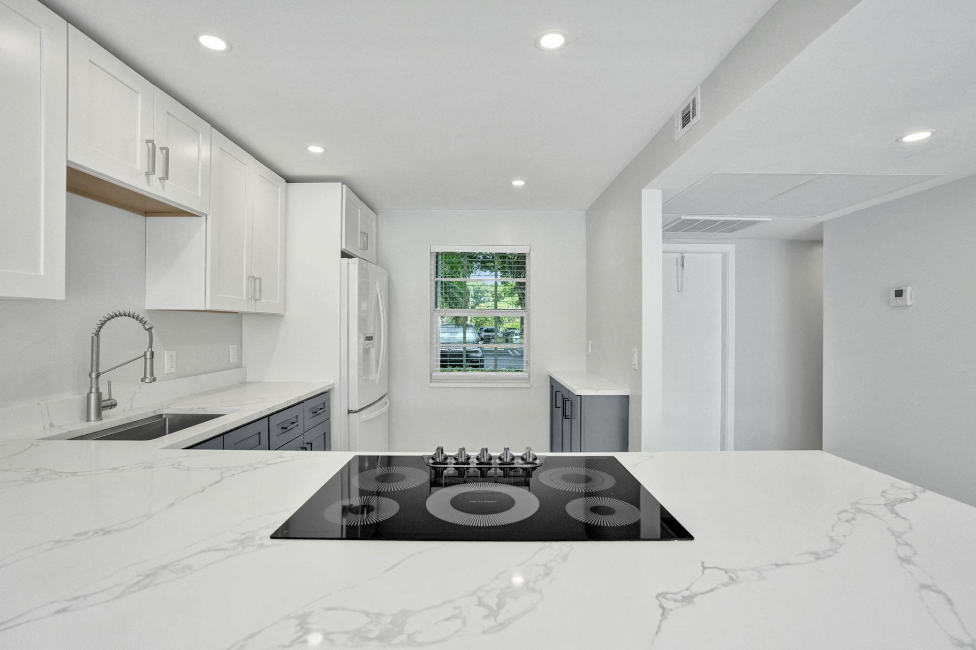 575 Oaks Lane, Unit 104, Pompano Beach, FL 33069 Photo