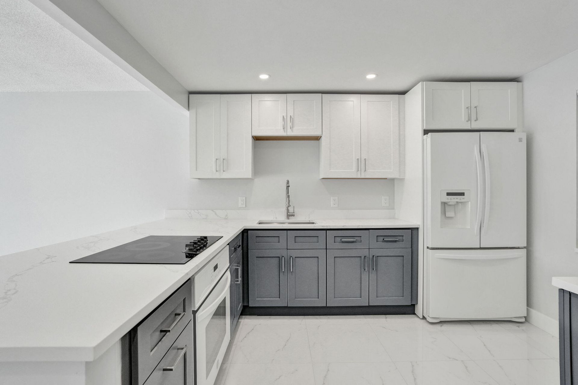 575 Oaks Lane, Unit 104, Pompano Beach, FL 33069 Photo