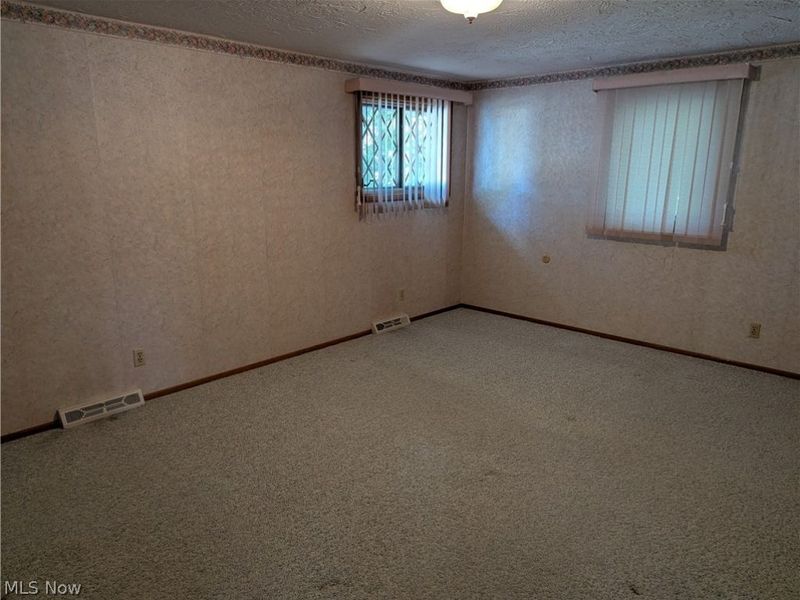 13711 Pineview Court, Middleburg Heights, OH 44130 Photo 12