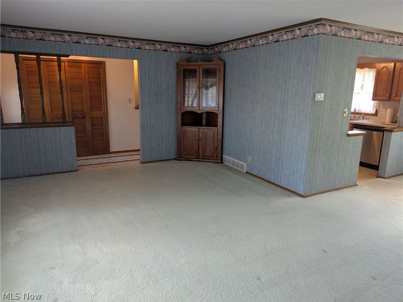 13711 Pineview Court, Middleburg Heights, OH 44130 Photo 6