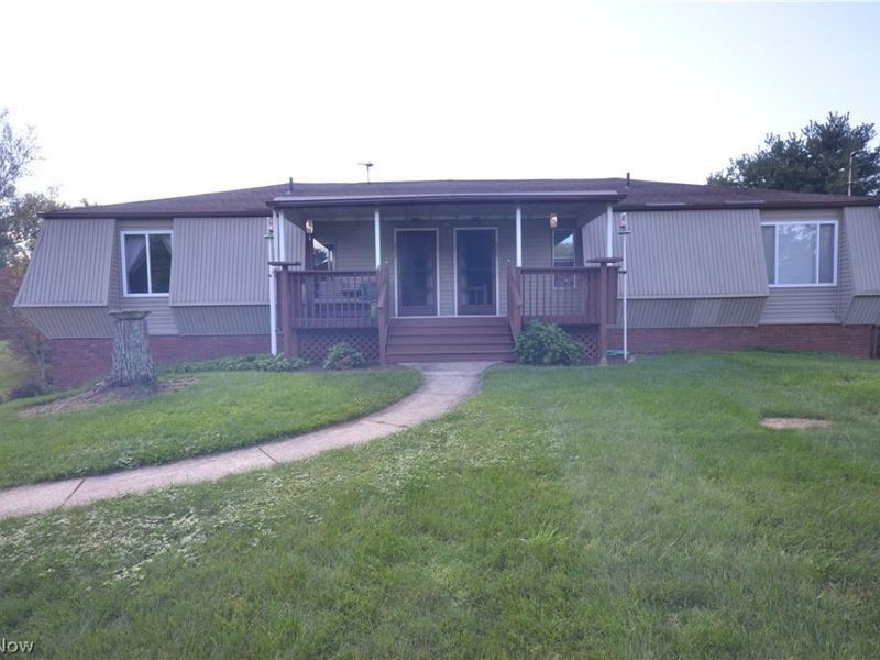 852 Skyside Drive, Clinton, OH 44216 Photo 1