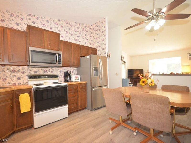 852 Skyside Drive, Clinton, OH 44216 Photo 10