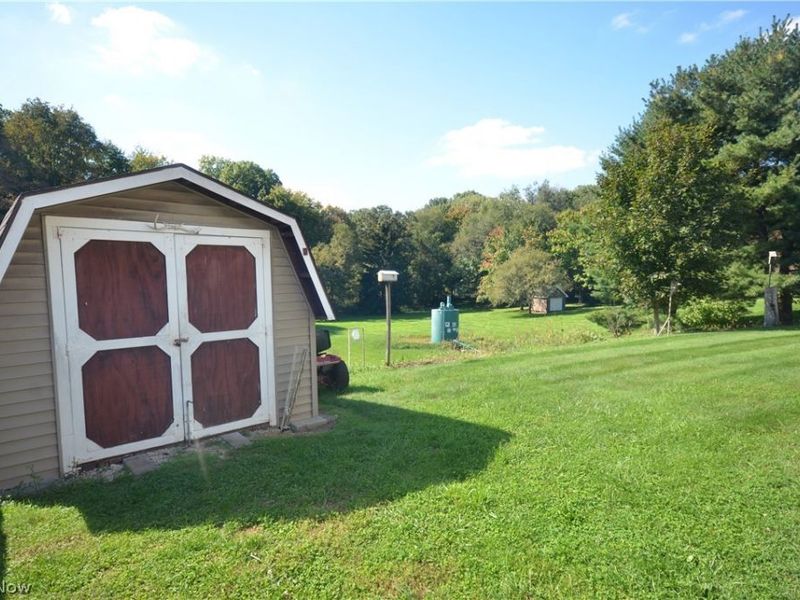 852 Skyside Drive, Clinton, OH 44216 Photo 5