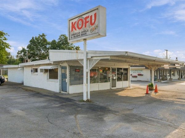 813 W Kenosha Street , Broken Arrow, OK 74012