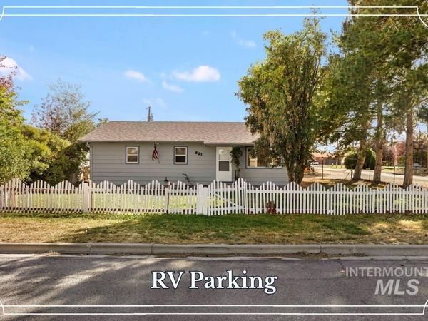 621 Parnell Dr, Buhl, ID 83316