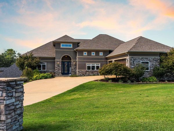 195 Westwinds St , Hot Springs, AR 71913