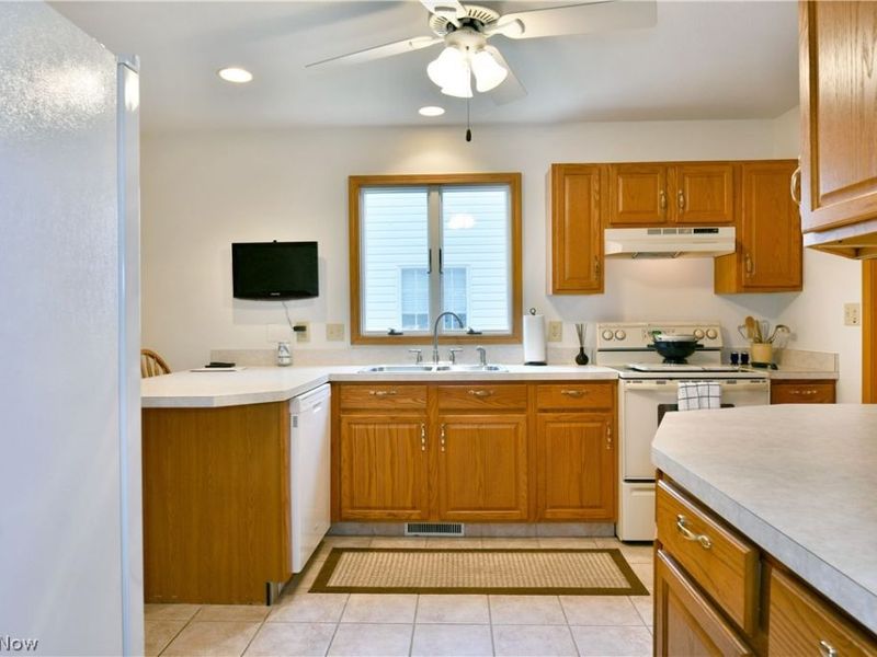 9278 Woodworth Road, Unit 1401, North Lima, OH 44452 Photo 14