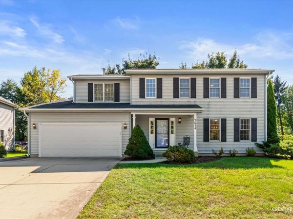 2634 Boxwood Drive , Elgin, IL 60124