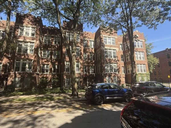 2230 E 70th Place , Unit 204, Chicago, IL 60649