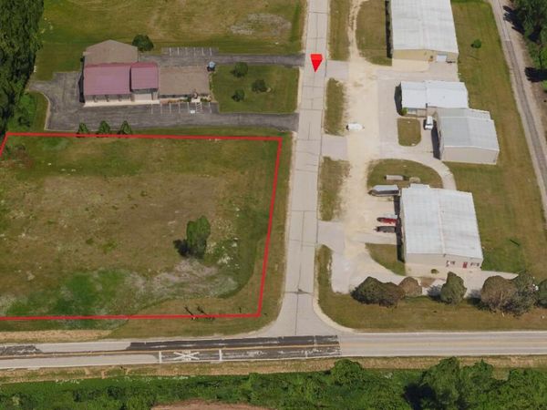 Lt4 Valley Ct, Grafton, WI 53024