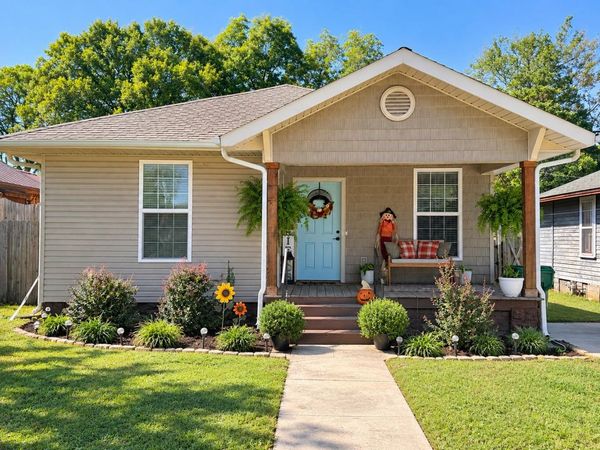 505 Milton St, Tuscumbia, AL 35674