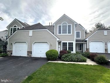 163 HAWTHORNE COURT, READING, PA 19610