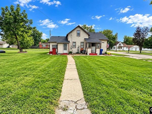 103 S East Street, Wilber, NE 68465