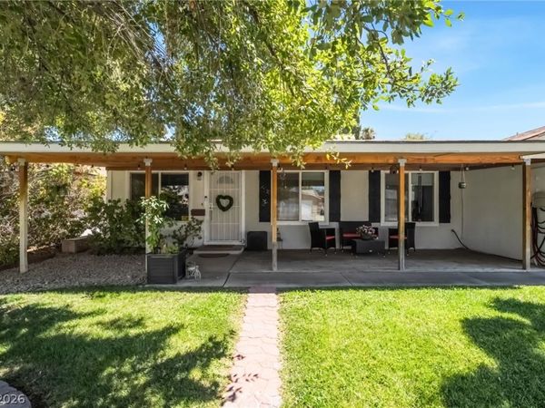 1324 Appaloosa Road , Boulder City, NV 89005