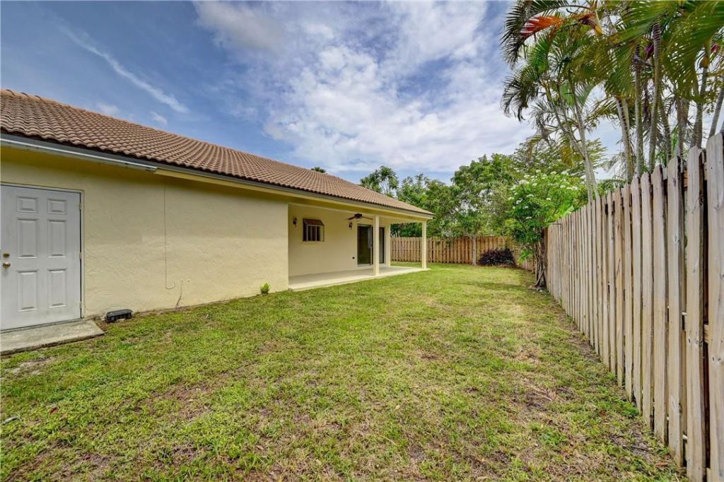 13348 NW 13th Street, Sunrise, FL 33323 Photo