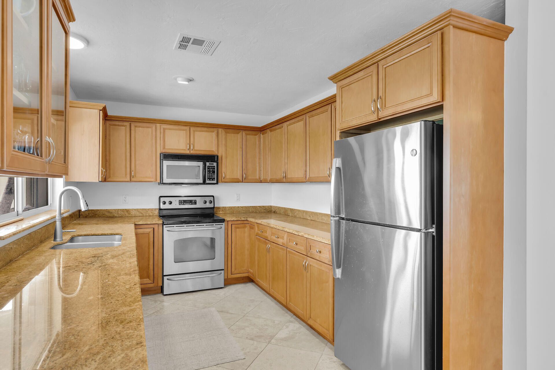 947 Gulf Drive, Summerland Key, FL 33042 Photo