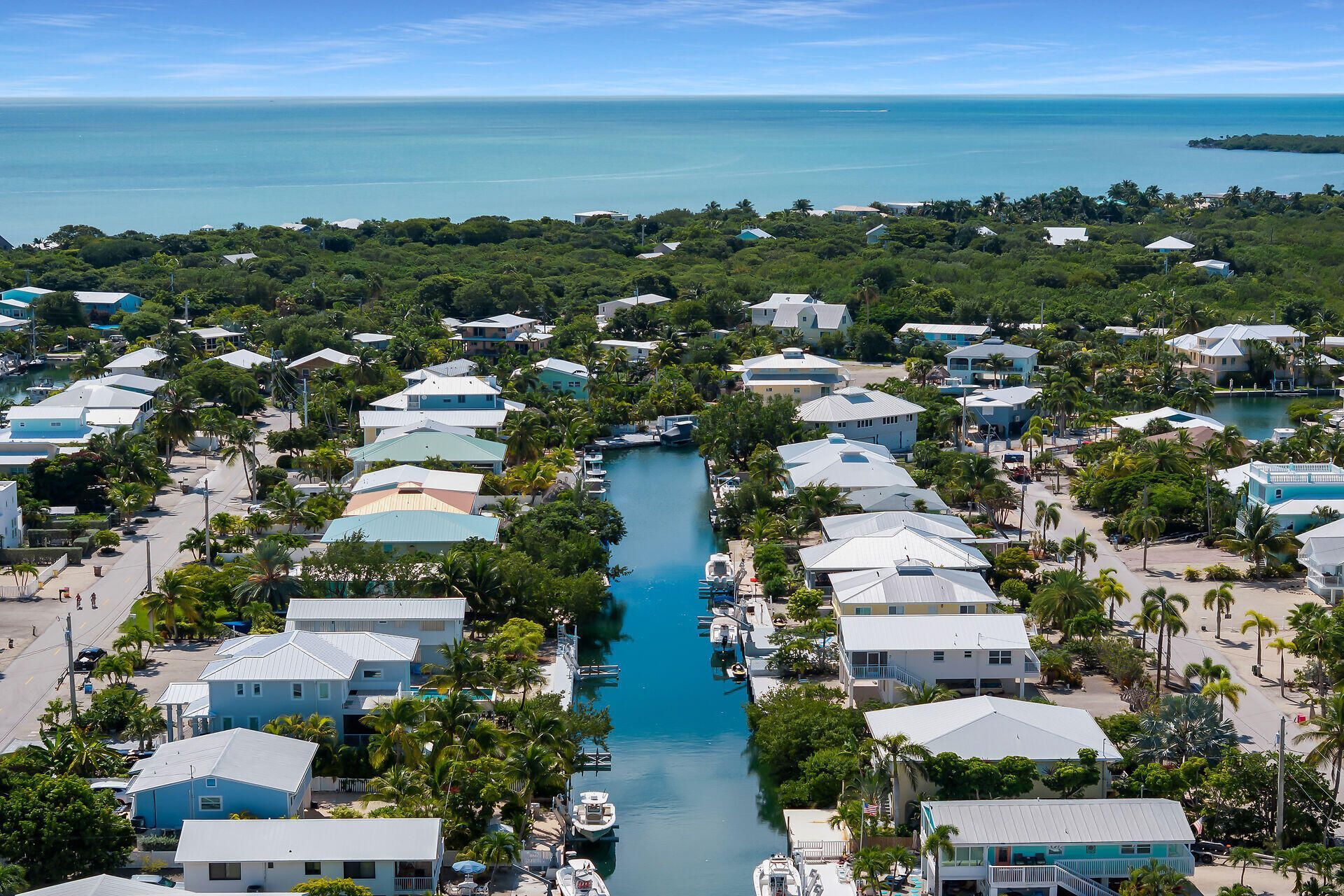 947 Gulf Drive, Summerland Key, FL 33042 Photo