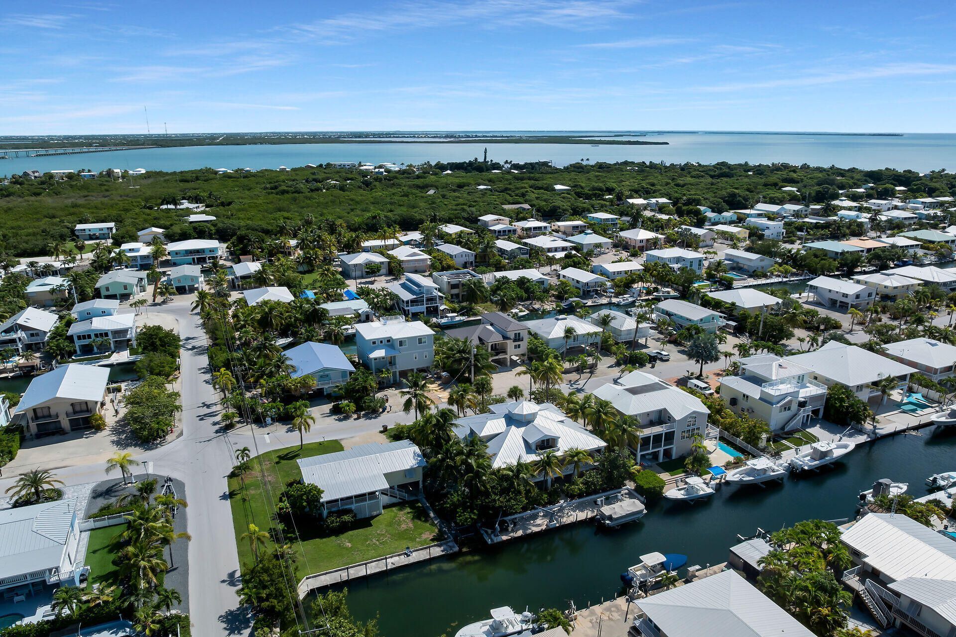 947 Gulf Drive, Summerland Key, FL 33042 Photo