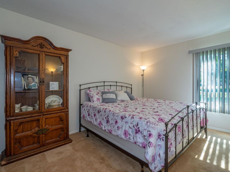 8030 Chipgate Court, Huber Heights, OH 45424 Photo 21