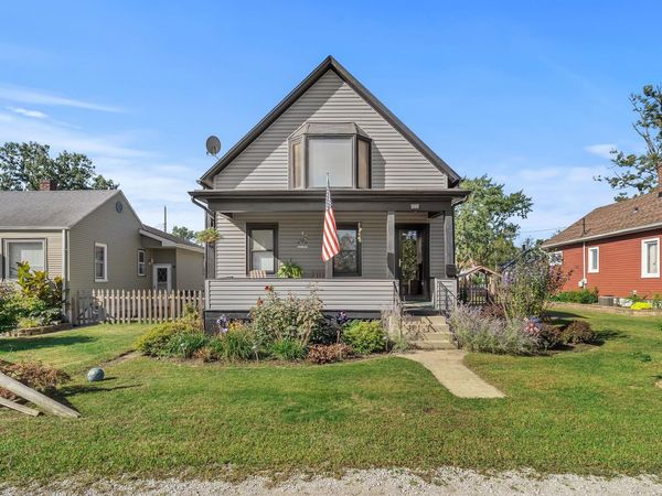215 Derby Street , Michigan City, IN 46360