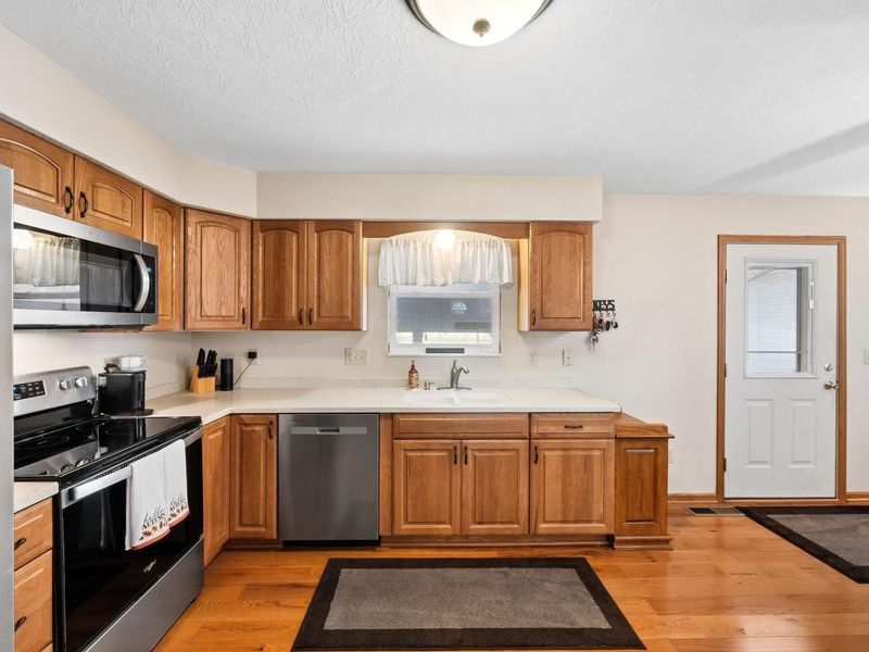 819 Formation Court, Galloway, OH 43119 Photo 9