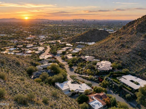 3500 E LINCOLN Drive, Unit 17, Phoenix, AZ 85018