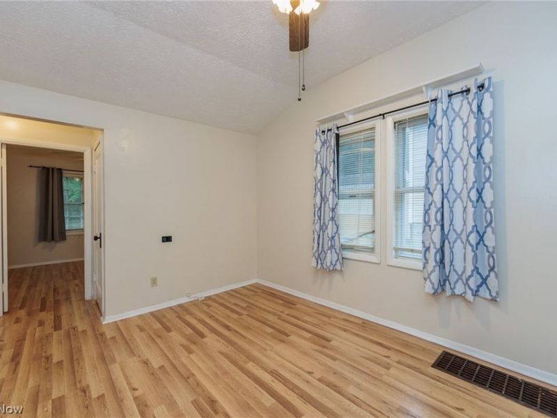 1305 Big Falls Avenue, Akron, OH 44310 Photo 25