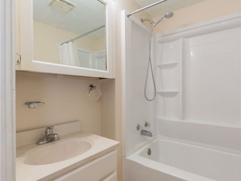 1305 Big Falls Avenue, Akron, OH 44310 Photo 29