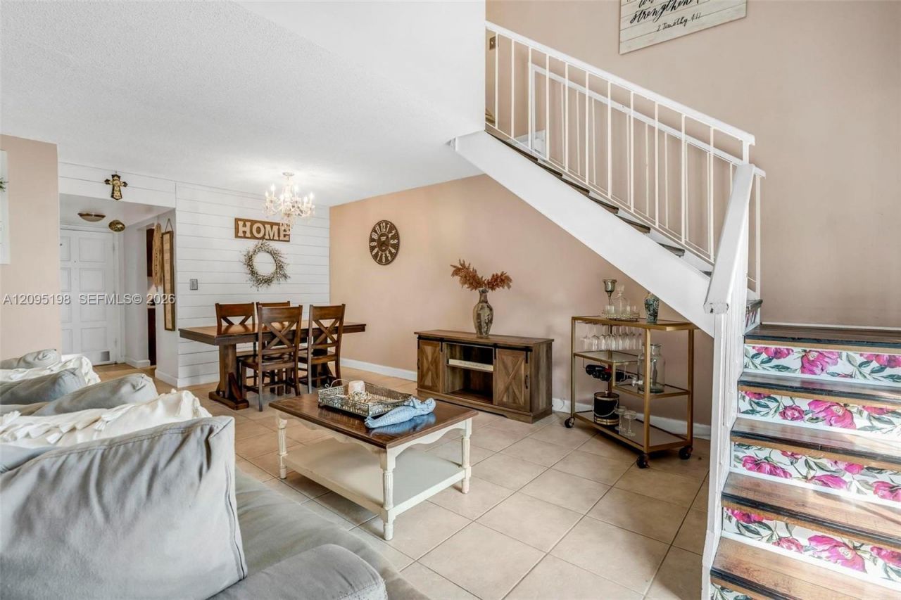 8550 SW 109th Ave , Unit 5-204, Miami, FL 33173 Photo