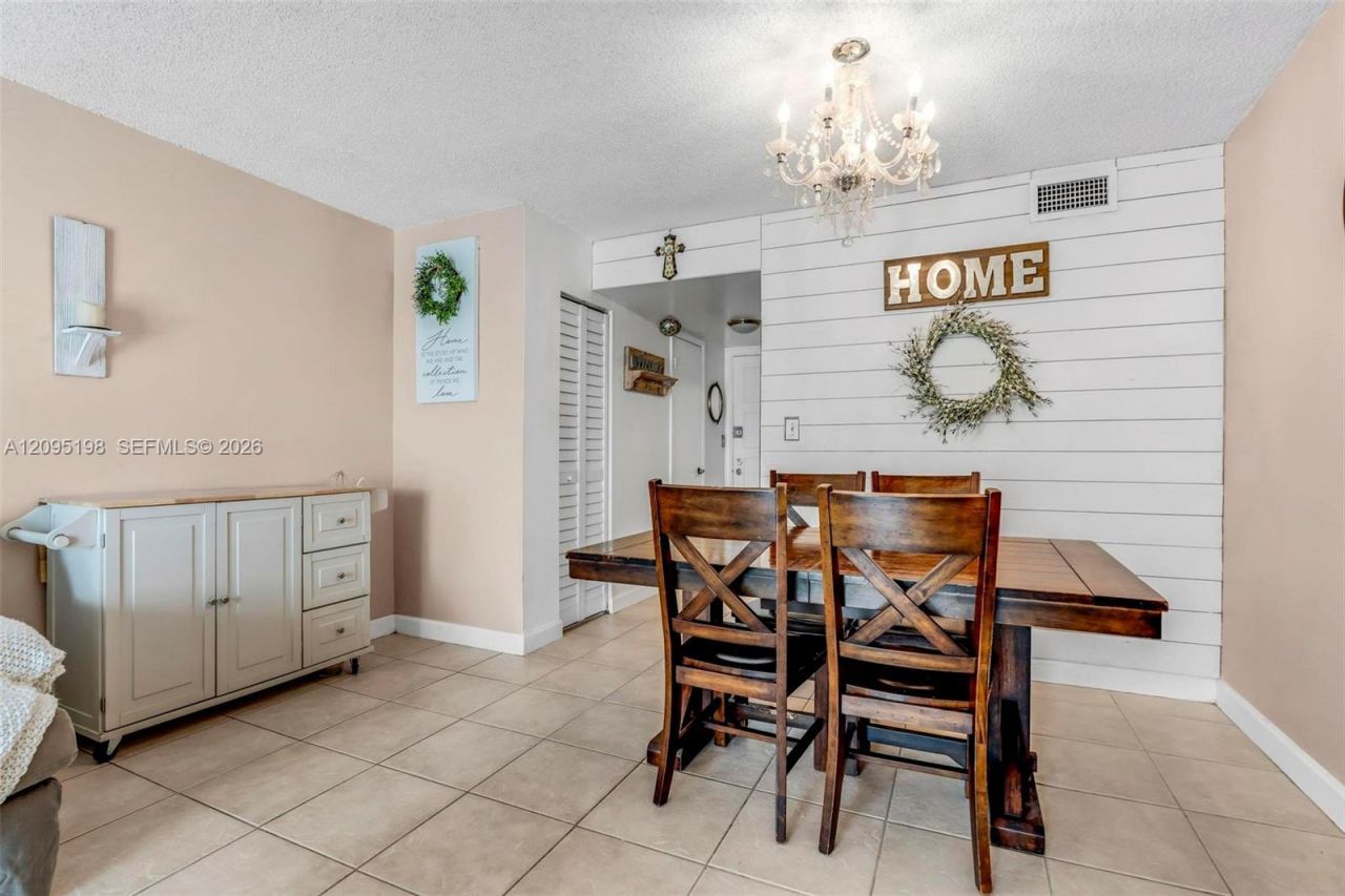 8550 SW 109th Ave , Unit 5-204, Miami, FL 33173 Photo