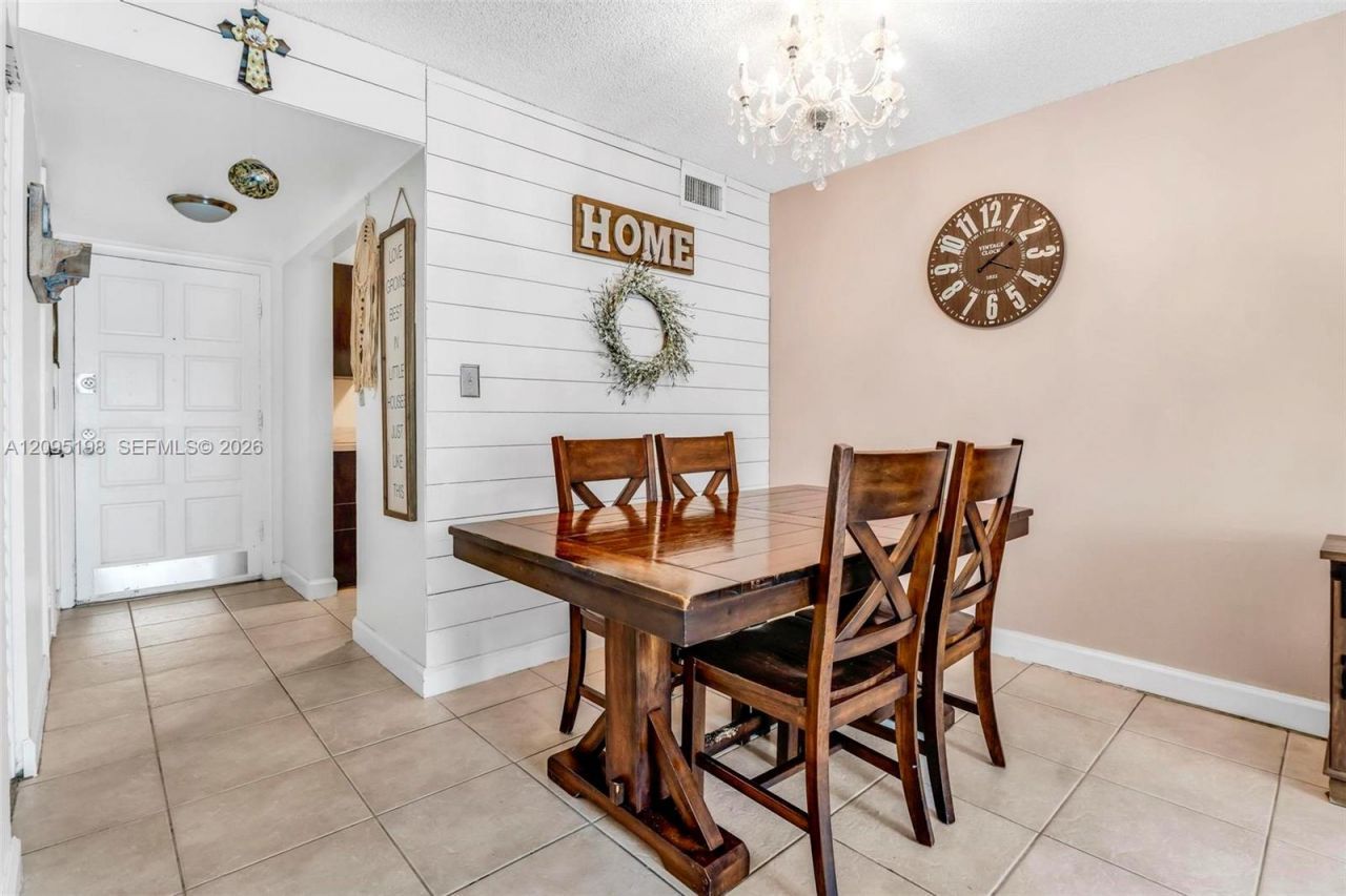 8550 SW 109th Ave , Unit 5-204, Miami, FL 33173 Photo