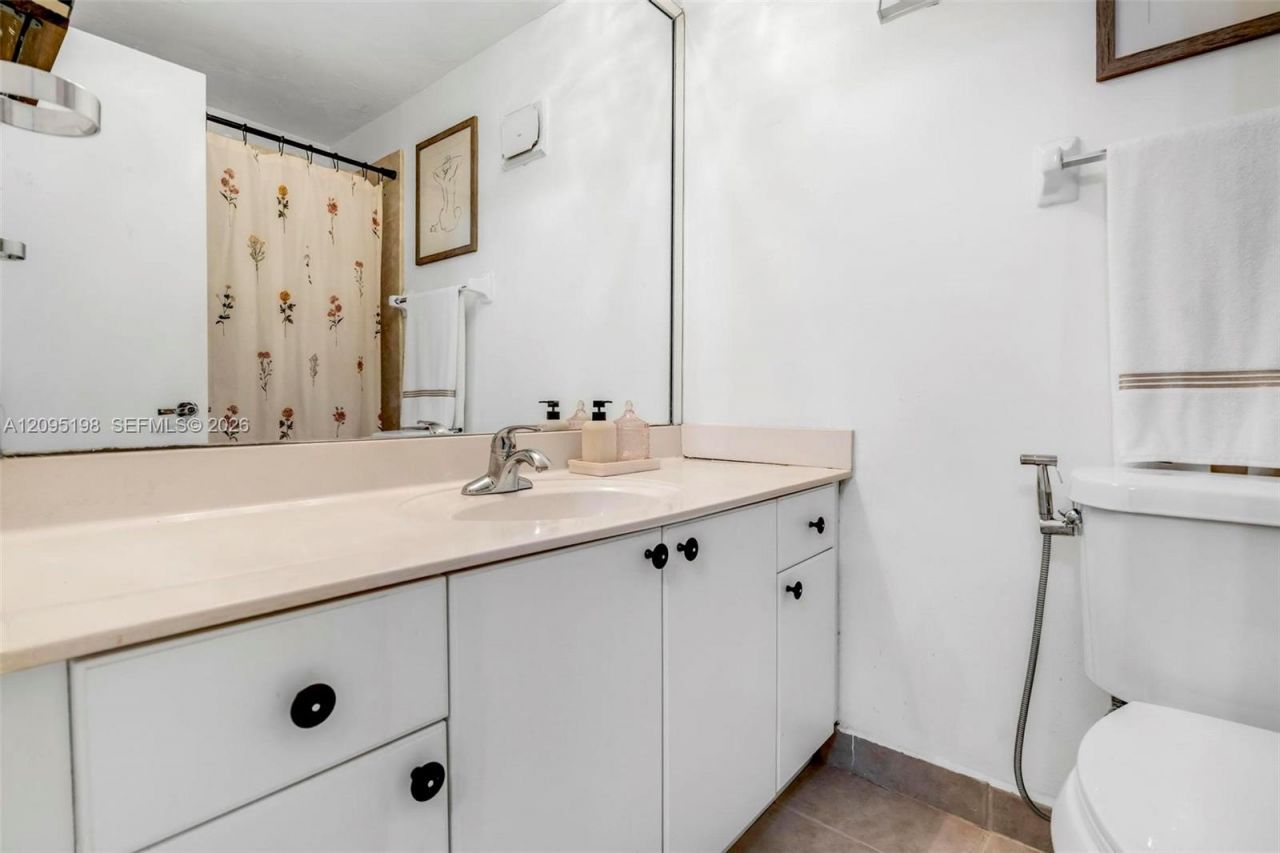 8550 SW 109th Ave , Unit 5-204, Miami, FL 33173 Photo
