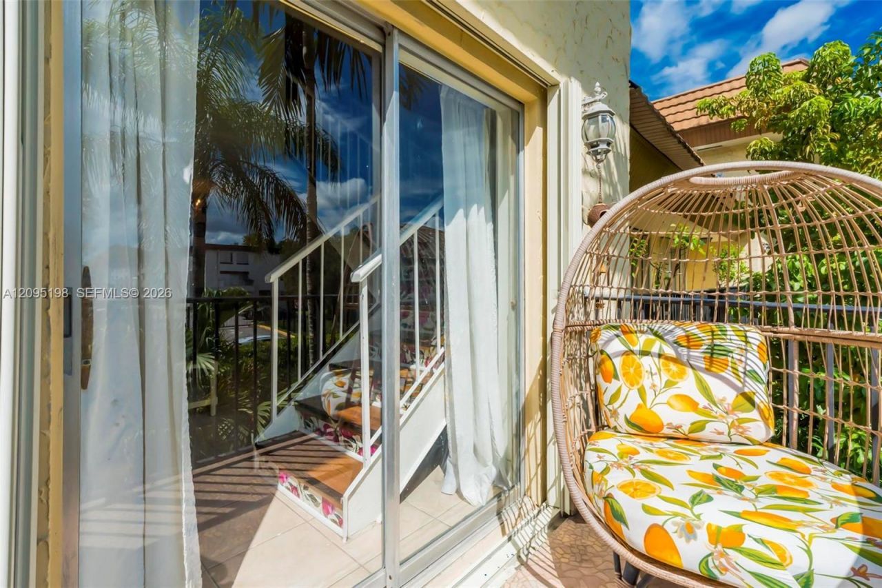 8550 SW 109th Ave , Unit 5-204, Miami, FL 33173 Photo