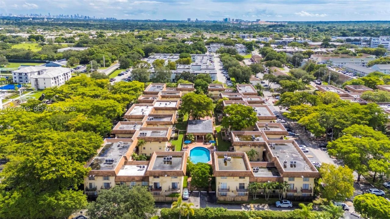 8550 SW 109th Ave , Unit 5-204, Miami, FL 33173 Photo
