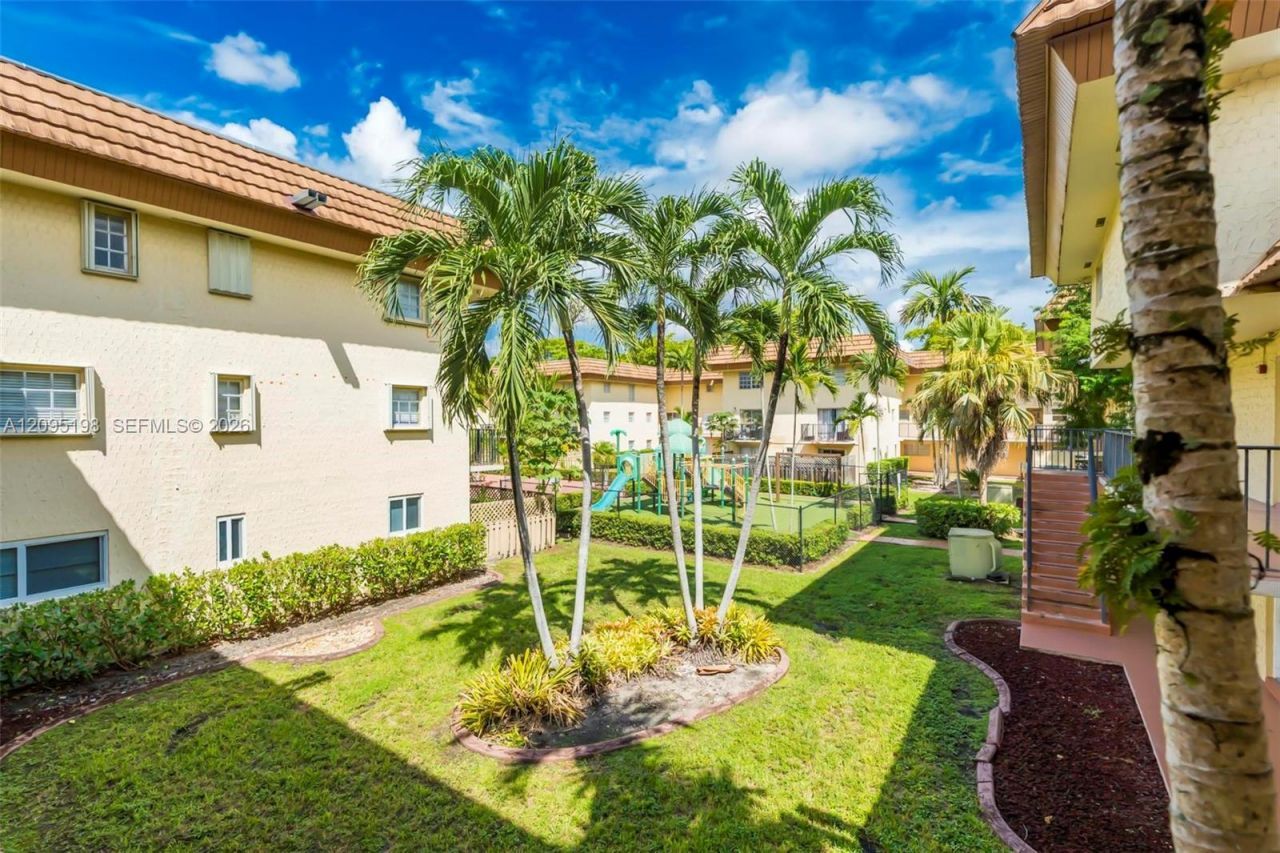 8550 SW 109th Ave , Unit 5-204, Miami, FL 33173 Photo