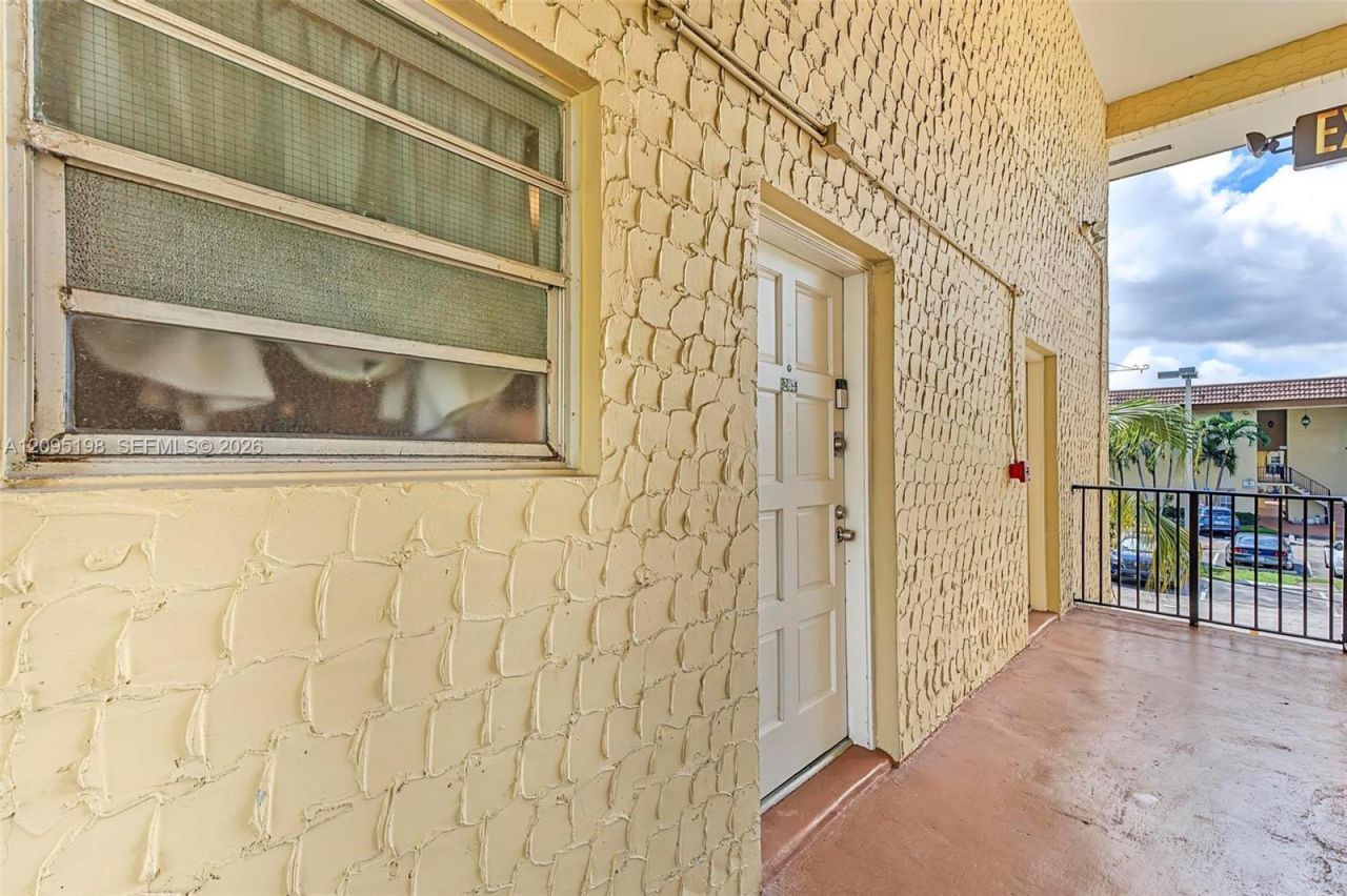 8550 SW 109th Ave , Unit 5-204, Miami, FL 33173 Photo