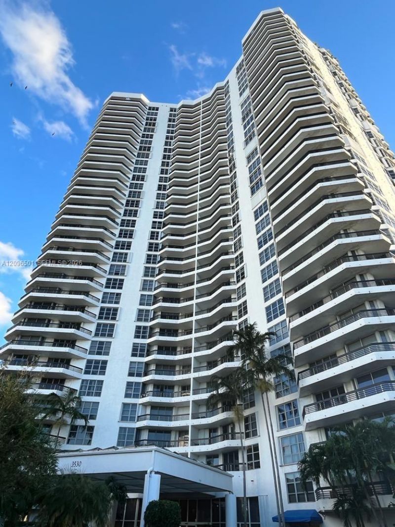 3530 Mystic Pointe Dr, Unit 1803, Aventura, FL 33180 Photo