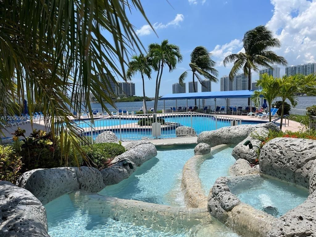 3530 Mystic Pointe Dr, Unit 1803, Aventura, FL 33180 Photo