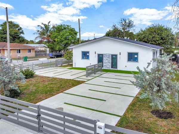 1397 NW 40th St , Unit 1397, Miami, FL 33142