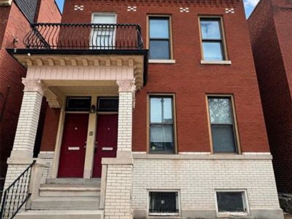 3922 Minnesota Avenue , St Louis, MO 63118