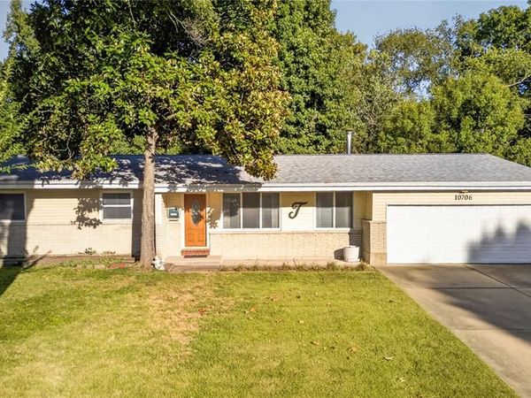 10706 Vorhof Drive, St Louis, MO 63136