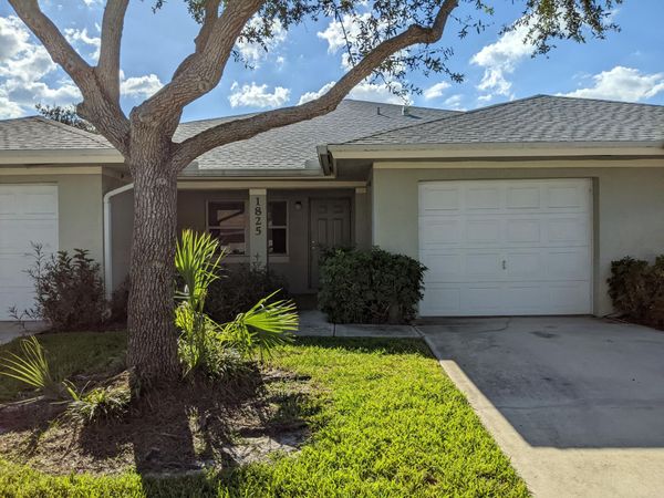 1825 E ROYAL TERN Lane, Unit B, Fort Pierce, FL 34982